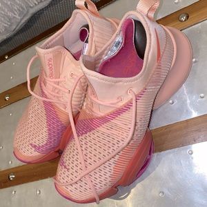 Nike Women’s Sneakers NWOT